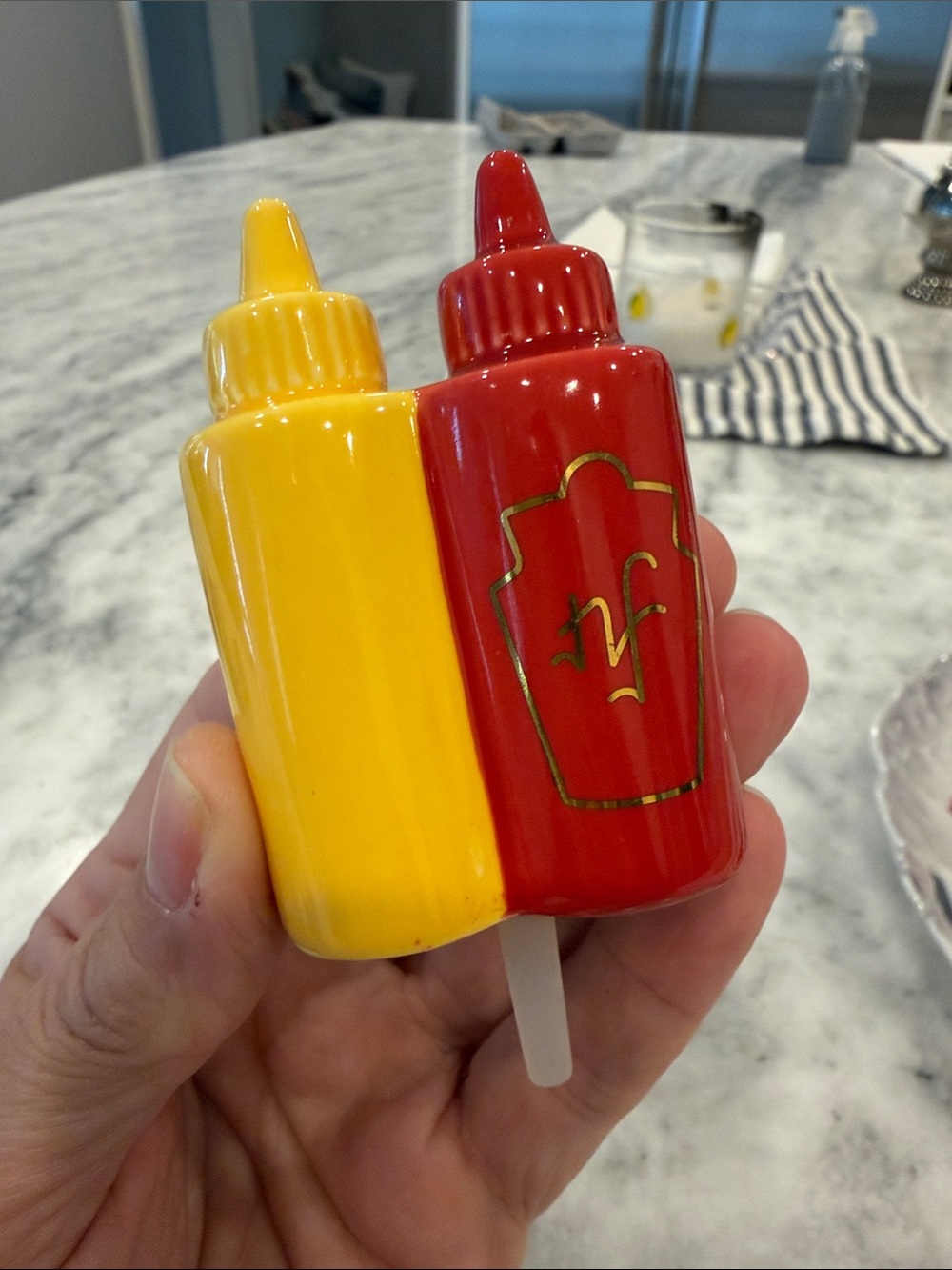 Nora Fleming ketchup and mustard mini